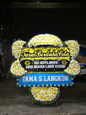 Papan Bunga Duka di Sinduadi